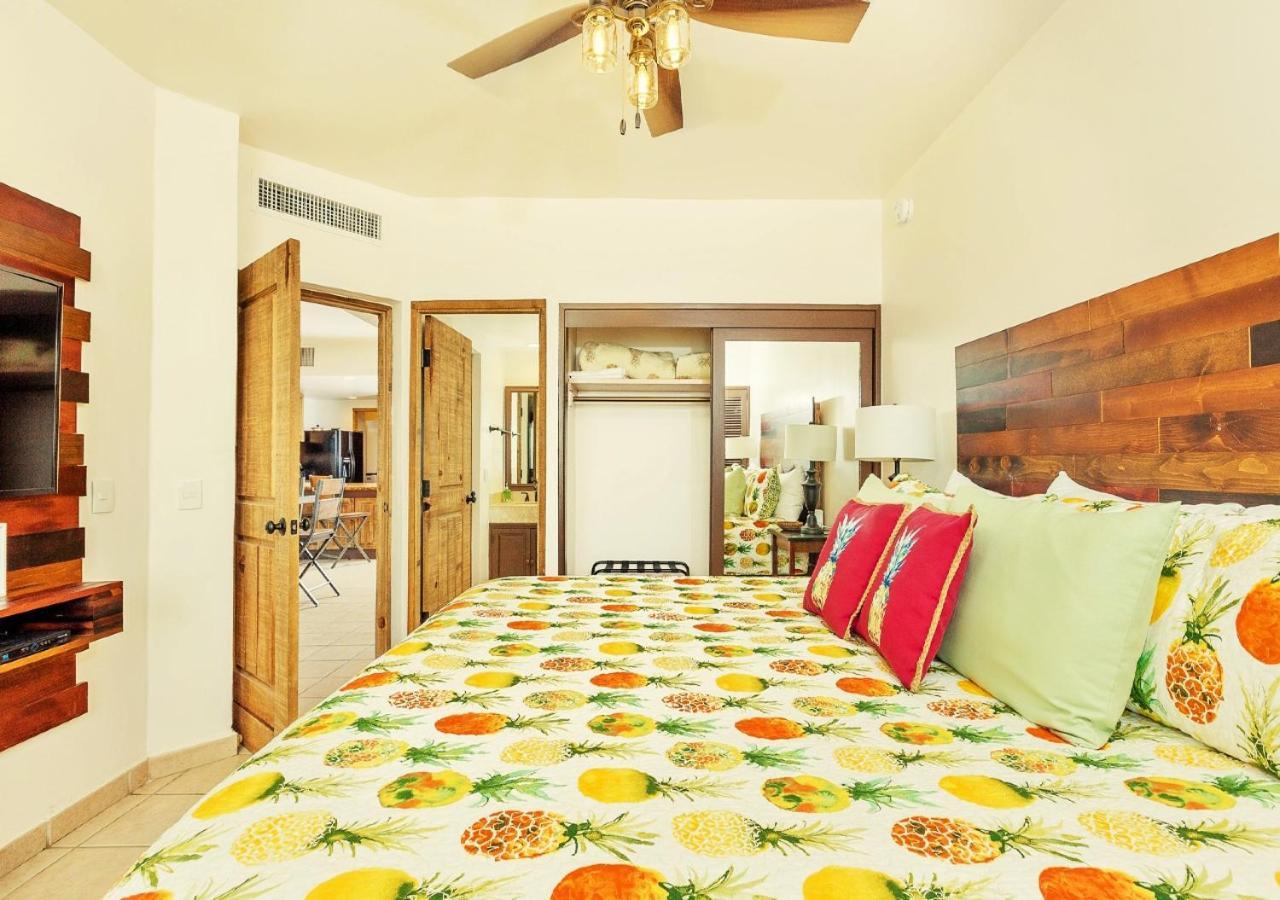 Right On The Beach! Rocky Point Condo Rental - 2 Bedroom Penthouse Beachfront Extérieur photo